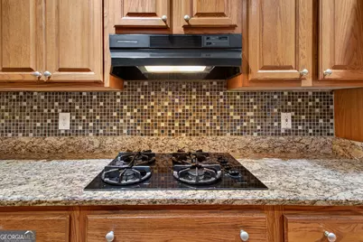 623 Walton Way, Macon, GA 31204 - Photo 16