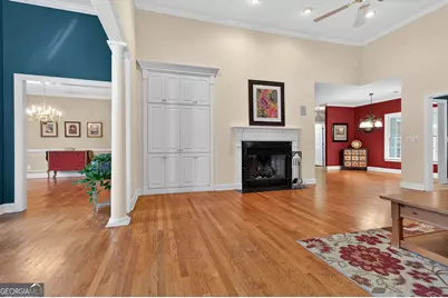 623 Walton Way, Macon, GA 31204 - Photo 6