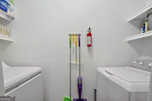 199 Cherry St SE, Calhoun, GA 30701 - Photo 18