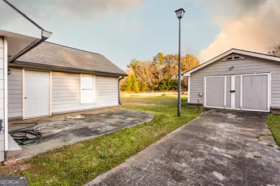 809 Parker Court NW, Monroe, GA 30656 - Photo 32