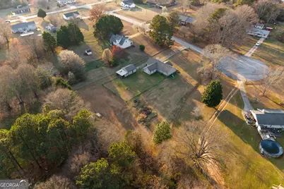 809 Parker Court NW, Monroe, GA 30656 - Photo 46