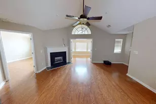 300 SE Silver Summit Dr SE, Conyers, GA 30094 - Photo 6