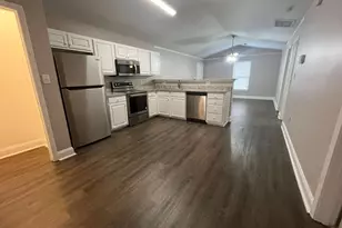 565 Rustwood Dr, Athens, GA 30606 - Photo 2