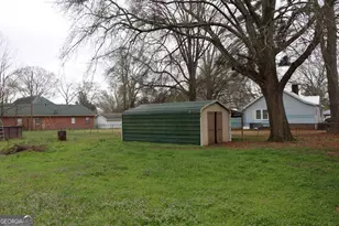 27 McLeod St, Lyerly, GA 30730 - Photo 16