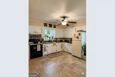 27 McLeod Street, Lyerly, GA 30730 - Photo 30