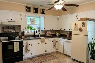 27 McLeod St, Lyerly, GA 30730 - Photo 30