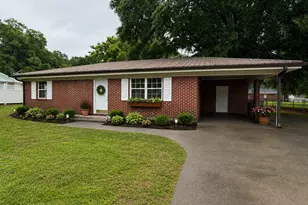 27 McLeod St, Lyerly, GA 30730 - Photo 4