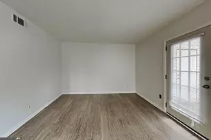 8577 Parkside Dr, Jonesboro, GA 30238 - Photo 4