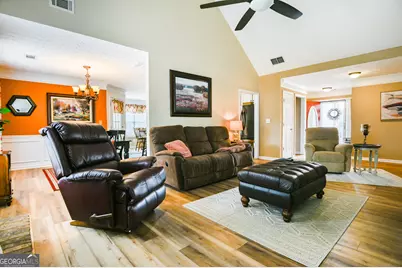 105 Edinburgh Lane, Covington, GA 30016 - Photo 10