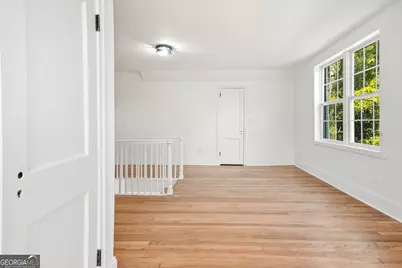 1001 Jefferson Avenue, Atlanta, GA 30344 - Photo 20