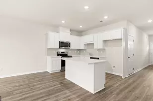 200 Kenmore Dr, Perry, GA 31069 - Photo 6