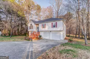 4244 Akins Ridge Ln, Powder Springs, GA 30127 - Photo 2
