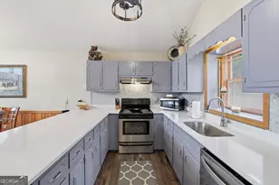 119 Buttermilk Cir, Sky Valley, GA 30537 - Photo 4