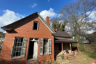 398 New Hermitage Rd NE, Rome, GA 30161 - Photo 1