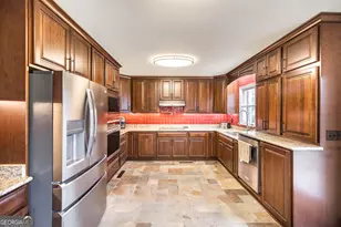 26 Mansfield Dr, Hawkinsville, GA 31036 - Photo 10