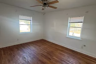 324 N Main St, Statesboro, GA 30458 - Photo 8