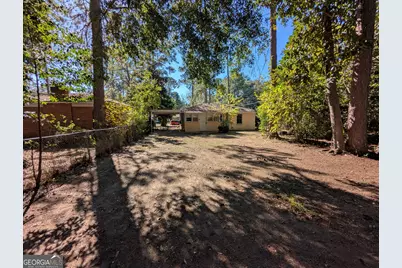 905 Dorsett Avenue, Albany, GA 31701 - Photo 8