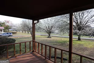 16 Laredo, Summerville, GA 30747 - Photo 8