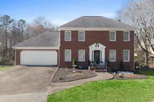 1487 Watsons Pl, Lawrenceville, GA 30043 - Photo 2