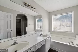 2350 Lake Royale Dr, Riverdale, GA 30296 - Photo 30