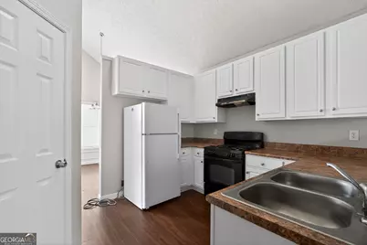 2350 Lake Royale Drive, Riverdale, GA 30296 - Photo 12