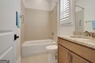 93 Club Cresswind Dr, Newnan, GA 30263 - Photo 24