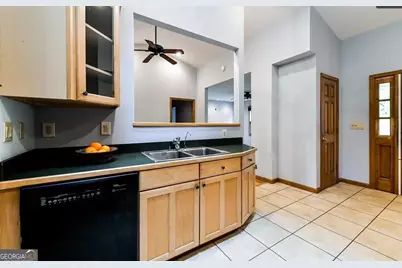 755 Scott Circle, Decatur, GA 30033 - Photo 8