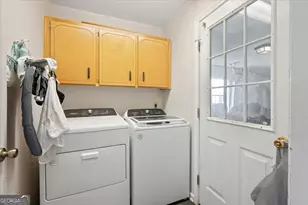 1936 Heathrow Dr, Hinesville, GA 31313 - Photo 4