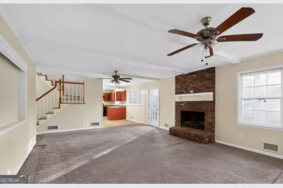 4525 Cherie Glen Trail, Stone Mountain, GA 30083 - Photo 10