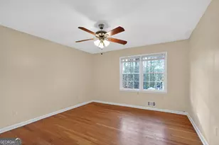 4525 Cherie Glen Trail, Stone Mountain, GA 30083 - Photo 20
