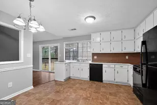 1004 Fairview Rd, Ellenwood, GA 30294 - Photo 10