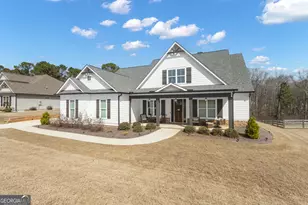 282 Township Dr, Senoia, GA 30276 - Photo 2