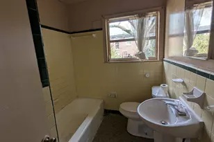 611 Whitney Ave, Albany, GA 31701 - Photo 10