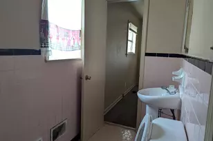 611 Whitney Ave, Albany, GA 31701 - Photo 6