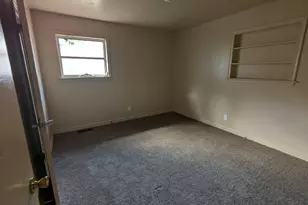 611 Whitney Ave, Albany, GA 31701 - Photo 8