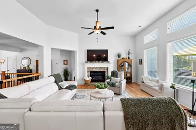 73 Oakhurst Trail, Sharpsburg, GA 30277 - Photo 18