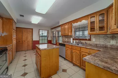 8245 Central Avenue, Waycross, GA 31503 - Photo 26