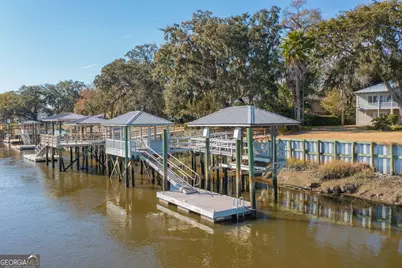 146 Royal Drive, Brunswick, GA 31523 - Photo 2