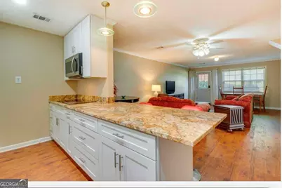 1030 Fountain Glen Drive, Lawrenceville, GA 30043 - Photo 4