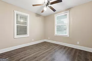 716 W 38th St, Savannah, GA 31415 - Photo 12