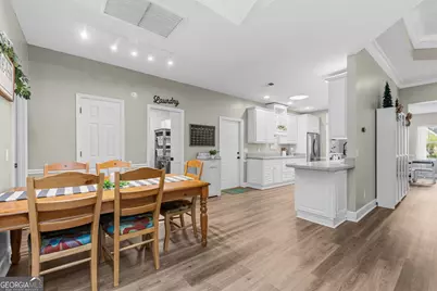 811 Riverview Drive W, Saint Marys, GA 31558 - Photo 6