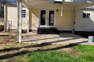 1605 Mountain Valley Cir, Cumming, GA 30040 - Photo 2