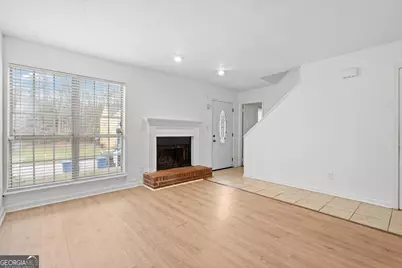 2560 Picardy Circle N #A, College Park, GA 30349 - Photo 8