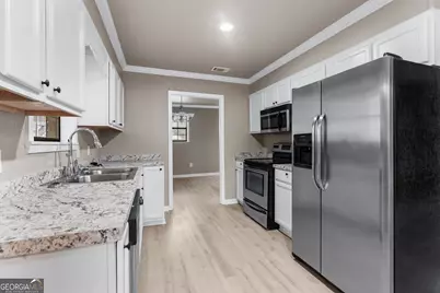 545 S 5th Street, Jesup, GA 31545 - Photo 4