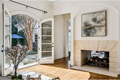 82 Blackland Road NW, Atlanta, GA 30342 - Photo 10