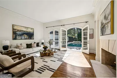 82 Blackland Road NW, Atlanta, GA 30342 - Photo 6