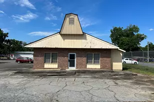 505 Academy Ave, Dublin, GA 31021 - Photo 1