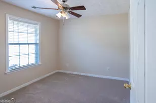 305 Bradford Ct, Auburn, GA 30011 - Photo 20