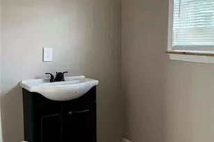 156 E Geer St, Colquitt, GA 39837 - Photo 10