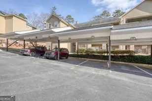 94 Glen Eagle Ct C202, Clayton, GA 30525 - Photo 2